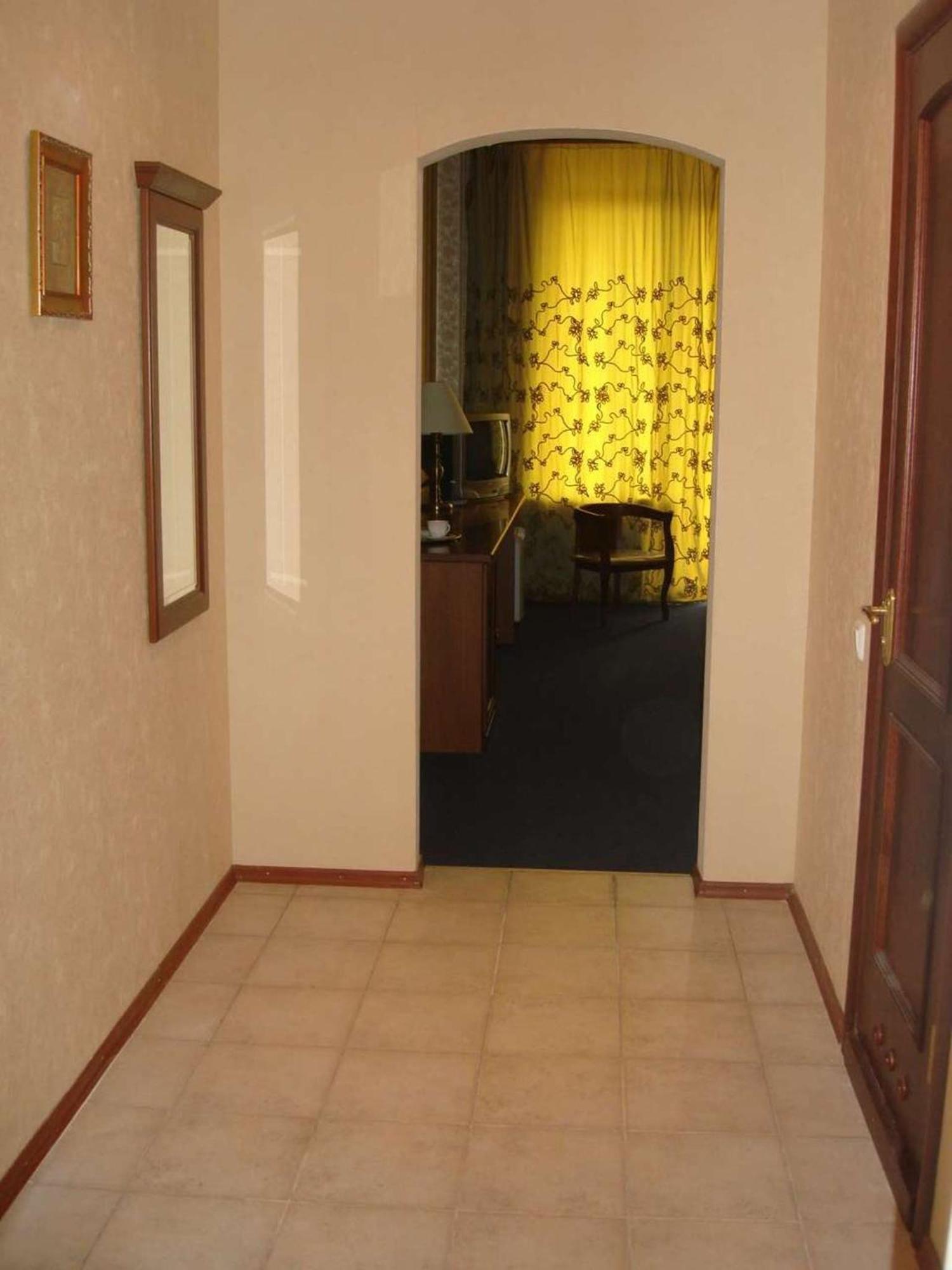 Diplomat Aparthotel Kyiv Interior photo